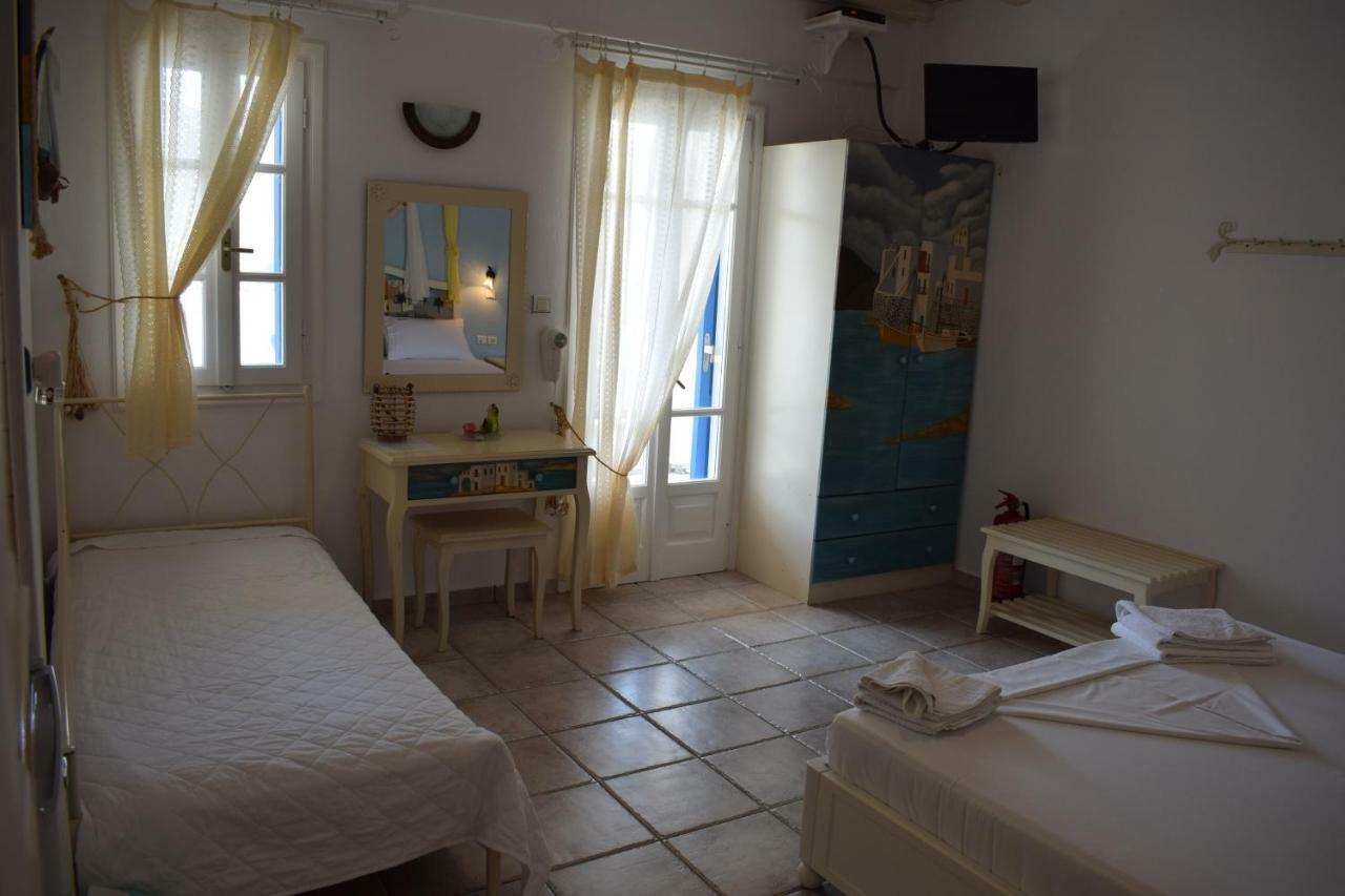 Studios Niovi Serifos Livadi  Ngoại thất bức ảnh