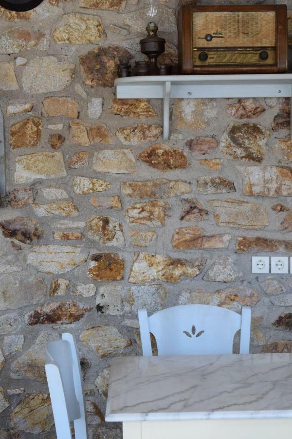 Studios Niovi Serifos Livadi  Ngoại thất bức ảnh